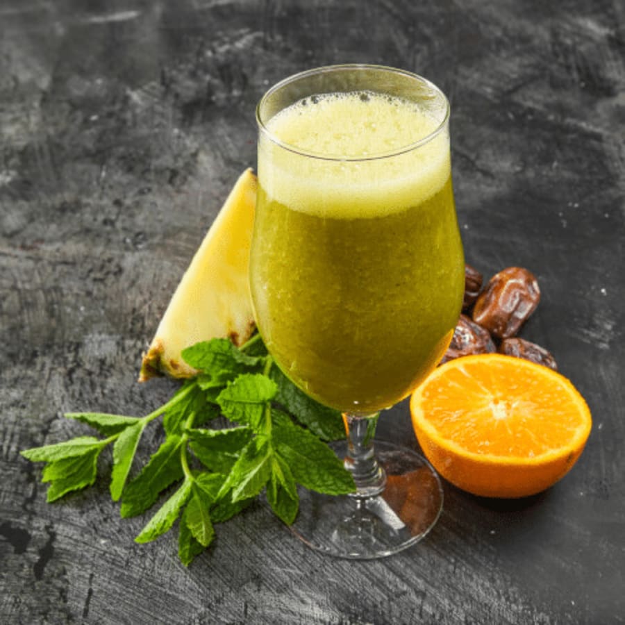 Frisch gepresster Orangensaft - Chico's Saftbar München